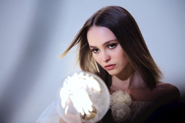 Lily-Rose Melody Depp - Chanel N°5 L\&#039;eau