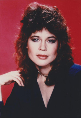 photo 10 in Linda Hamilton gallery [id576027] 2012-11-03 00:00:00
