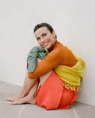 Linda Cardellini – Photoshoot for The Cut July 2019