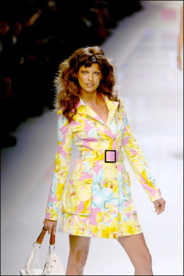 photo 29 in Linda Evangelista gallery [id157742] 2009-05-13 00:00:00