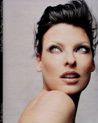 Linda Evangelista pic #13731