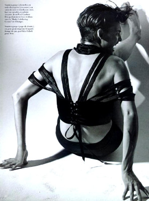 photo 20 in Linda Evangelista gallery [id118530] 2008-11-26 00:00:00