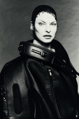 Linda Evangelista by Robin Galiegue