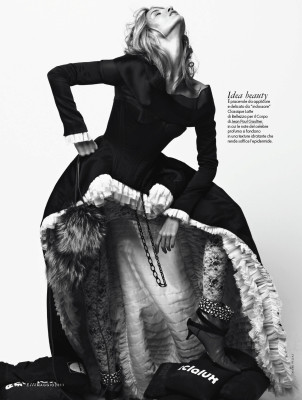 Linda Vojtova ~ Elle Italia May 2011 by Mark Pillai