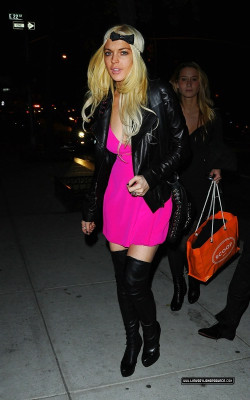 photo 17 in Lindsay Lohan gallery [id203731] 2009-11-07 00:00:00