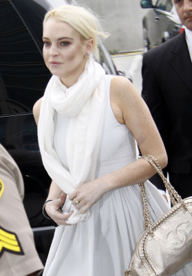 photo 4 in Lindsay Lohan gallery [id592751] 2012-12-25 00:00:00