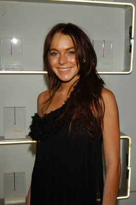 photo 17 in Lohan gallery [id156025] 2009-05-08 00:00:00