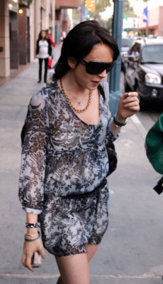 photo 17 in Lindsay Lohan gallery [id150576] 2009-04-20 00:00:00