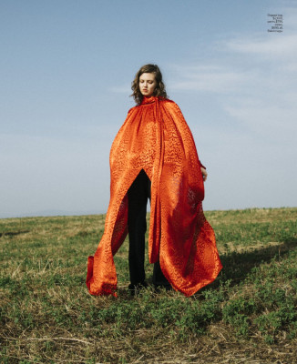 LINDSEY WIXSON in Elle Magazine, September 2019