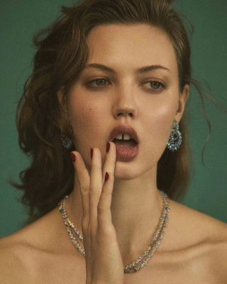 Lindsey Wixson – Vogue Hong Kong March 2019