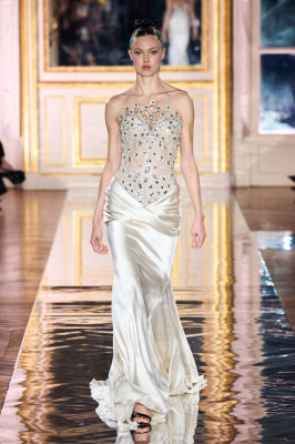 Lindsey Wixson for Zuhair Murad Spring 2025 Couture