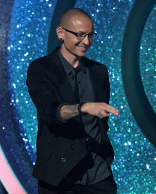 Linkin Park - Chester Bennington at iHeartRadio Music Awards 05/01/2014