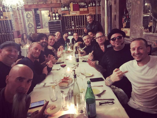 Linkin Park - Chester Bennington at Emilio&#039;s Ballato in New York 05/01/2017