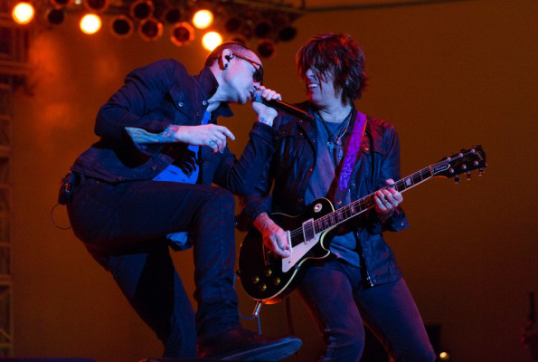 Linkin Park - Chester Bennington at STP Tour in West Palm Beach 05/02/2015