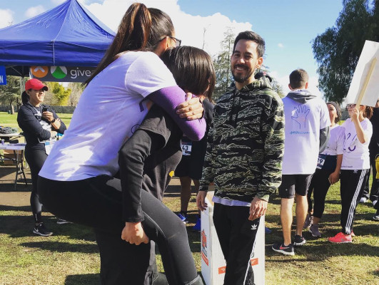 Linkin Park - Mike Shinoda 5k Fun Run 5k for the Five Signs in LA 01/06/2019