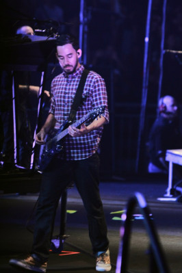 Linkin Park - A Thousand Suns Asian Tour in Chek Lap Kok, Hong Kong 09/06/2011