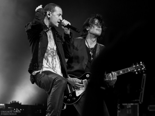 Linkin Park - Chester Bennington with STP in Atlantic City 09/07/2013