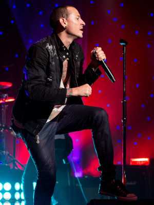 Linkin Park - Chester Bennington with STP in Atlantic City 09/07/2013