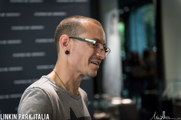 Linkin Park - Chester Bennington at Porsche Design Store in Milan 06/10/2014 