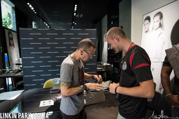 Linkin Park - Chester Bennington at Porsche Design Store in Milan 06/10/2014 