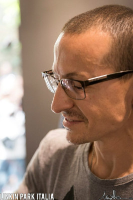 Linkin Park - Chester Bennington at Porsche Design Store in Milan 06/10/2014 