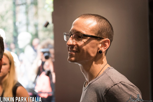 Linkin Park - Chester Bennington at Porsche Design Store in Milan 06/10/2014 