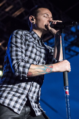 Linkin Park - Chester Bennington at STP Fall US Tour in Oklahoma City 09/13/2013