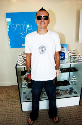 photo 24 in Linkin Park gallery [id500090] 2012-04-20 00:00:00