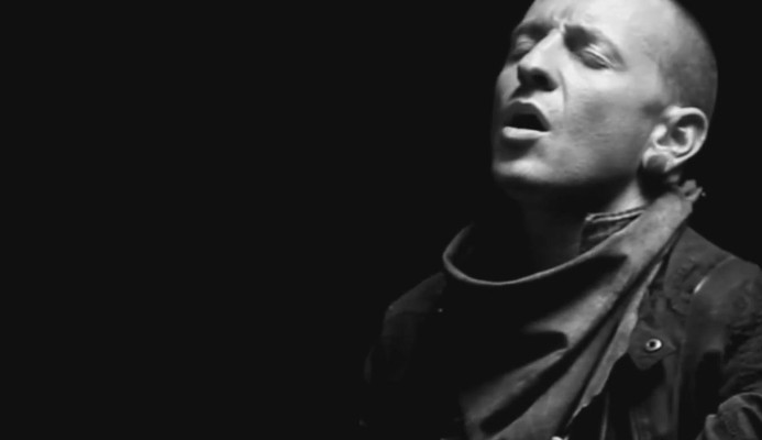 Linkin Park - Music Video &#039;Iridescent&#039; (2011)