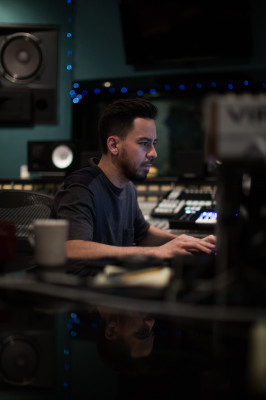 Linkin Park - In The Studio by Nico Poalillo (2014)