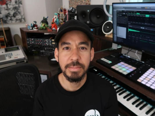 Linkin Park - Mike Shinoda in Los Angeles (2020)