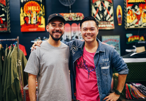 Linkin Park - Mike Shinoda at Sabotage Studio in Singapore 08/21/2018