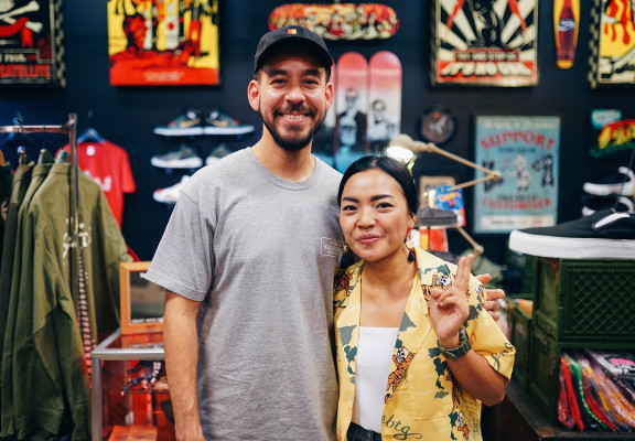 Linkin Park - Mike Shinoda at Sabotage Studio in Singapore 08/21/2018
