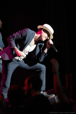 Linkin Park - Chester Bennington with STP in Louisville, Kentucky 09/23/2015