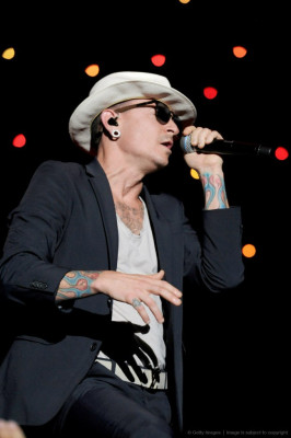Linkin Park - Chester Bennington with STP in Louisville, Kentucky 09/23/2015