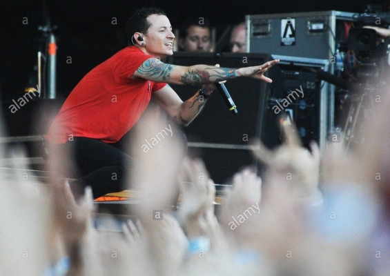 Linkin Park - Live In Red Square in Moscow 06/23/2011