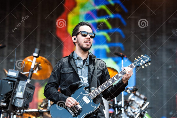 Linkin Park - Live In Red Square in Moscow 06/23/2011