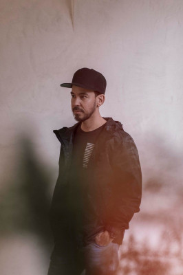 Linkin Park - Mike Shinoda - Post Traumatic Photoshoot 01/30/2018