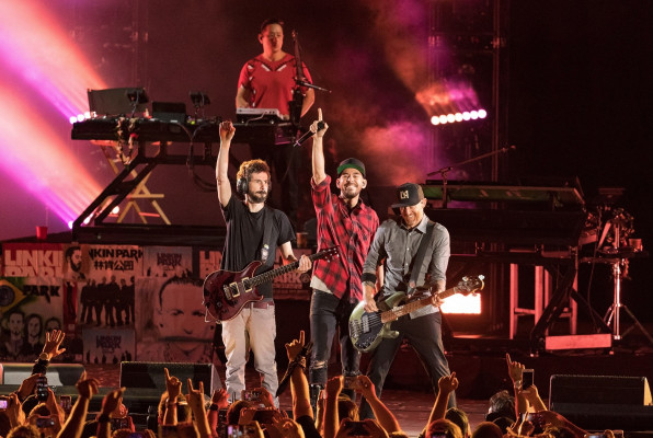 Linkin Park &amp; Friends Celebrate Life in Honor of Chester Bennington 10/27/2017
