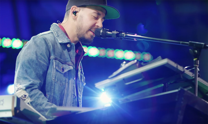 Linkin Park &amp; Friends Celebrate Life in Honor of Chester Bennington 10/27/2017