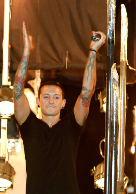Linkin Park - Chester Bennington opening Club Tattoo in Las Vegas 07/04/2009