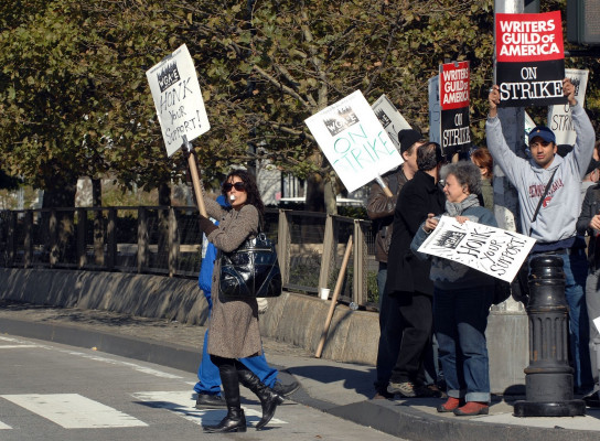 Lisa Edelstein pic #715241