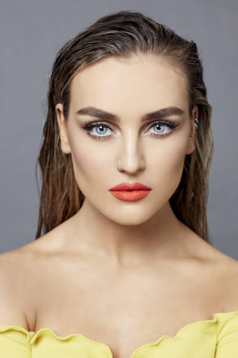 Little Mix - Simple Skincare (2018)