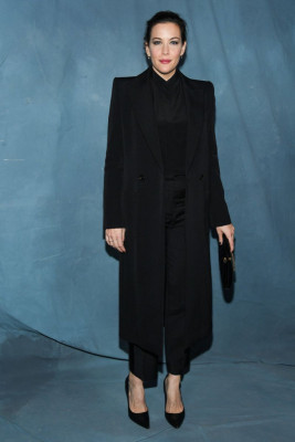 Liv Tyler – Givenchy show at Paris Fashion Week 