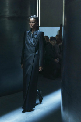 Khaite Fall/Winter 2023 Fashion Show in New York