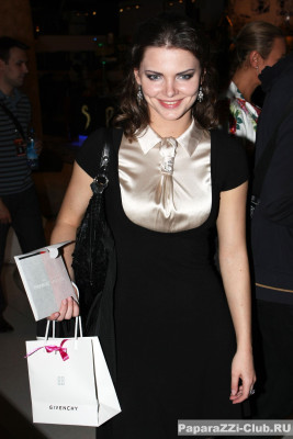 photo 6 in Liza Boyarskaya gallery [id221065] 2009-12-14 00:00:00