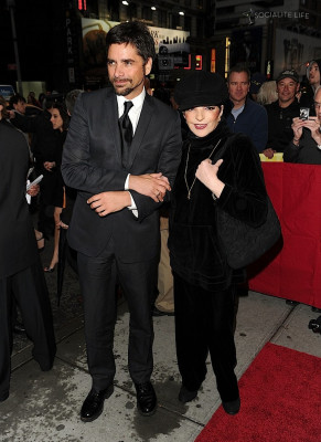 photo 5 in Liza Minnelli gallery [id260731] 2010-05-04 00:00:00