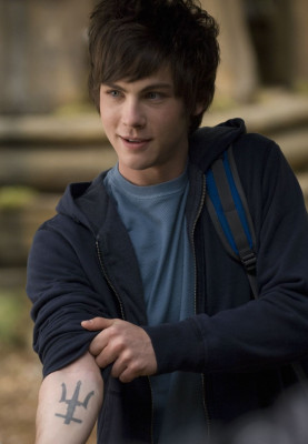 photo 21 in Logan Lerman gallery [id672488] 2013-10-21 00:00:00