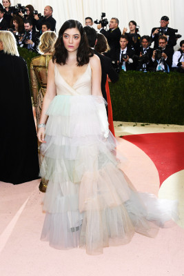 photo 5 in Lorde gallery [id884634] 2016-05-05 00:00:00
