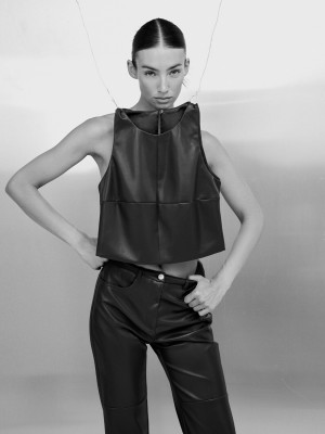 Lorena Rae for RÆRE